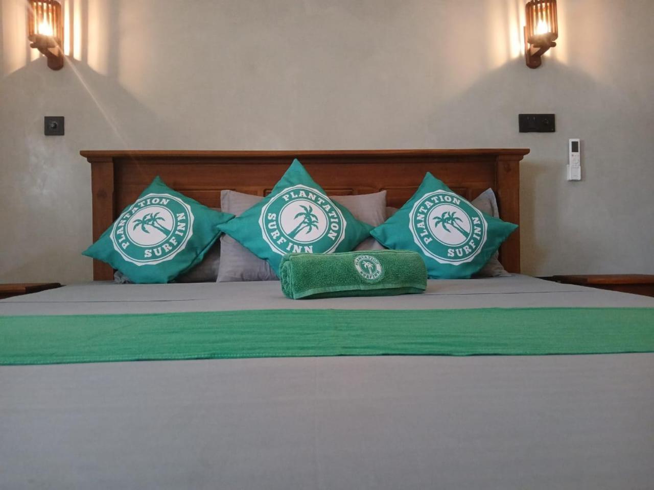 Plantation Surf Inn & Restaurant - Midigama East Rum bild